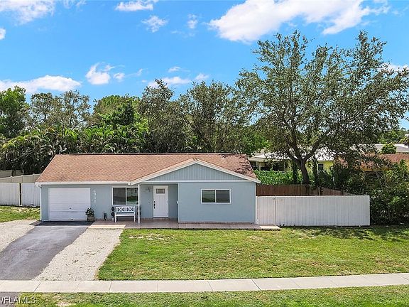 4th image of 2912 Poinciana Dr