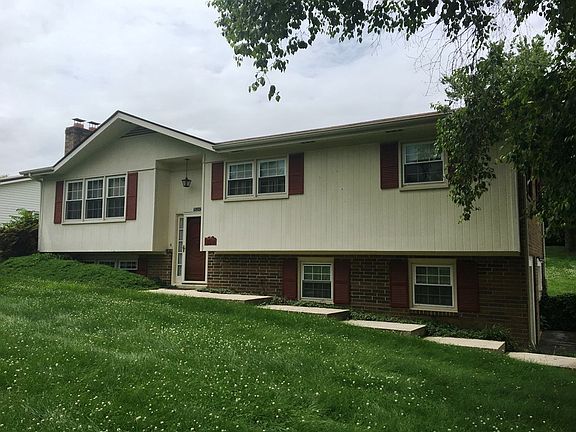 2nd image of 19345 Eastwood Dr