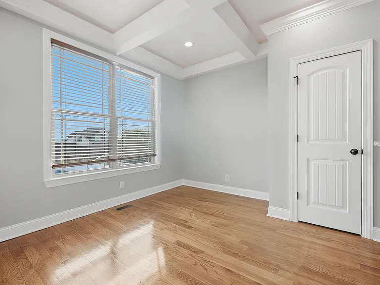 4046 Brock Rd — Photo 36