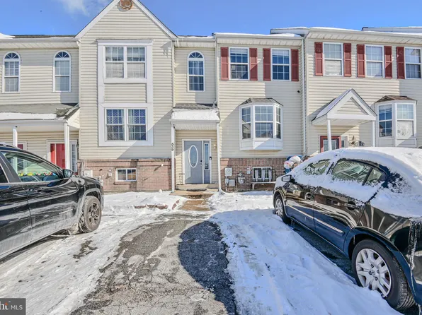 539 Canary Dr, Newark, DE 19702