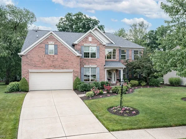 20648 Westminster Dr, Strongsville, OH 44149