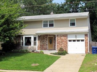 2696 Raven Rd, Cinnaminson, NJ 08077