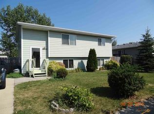 2462 Harwood St, Rapid City, SD 57703