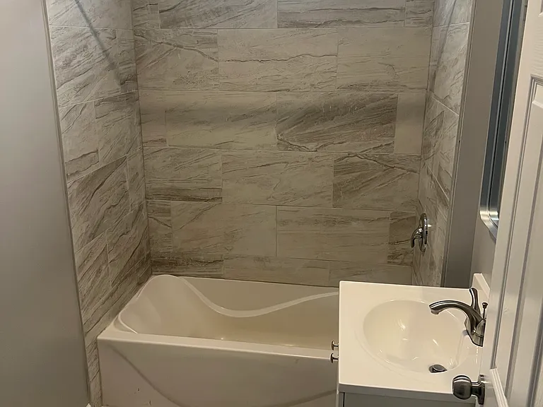 1010 Hoffman St #1F — Photo 3