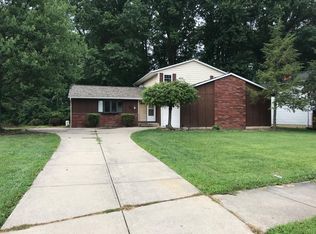 26664 Kingswood Dr, Olmsted Township, OH