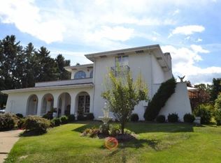 2275 Eldersville Rd, Follansbee, WV 26037