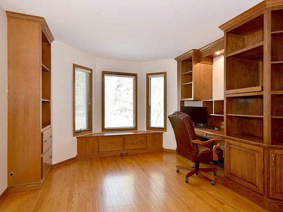 4th image of 14415 S Provencal Dr