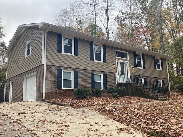 1st image of 1045 Cedar Ln
