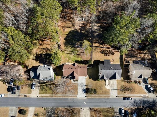 230 Bennett Farms Trl, Acworth, GA 30102