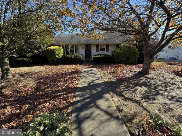 201 Hunterdon Ave, Sewell, NJ 08080