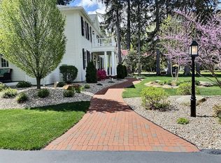 366 S Main St, Suffield, CT 06078