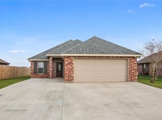 363 Landmark Dr, Raceland, LA 70394