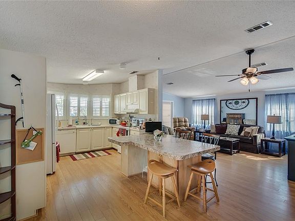 4th image of 8524 Gallberry Cir