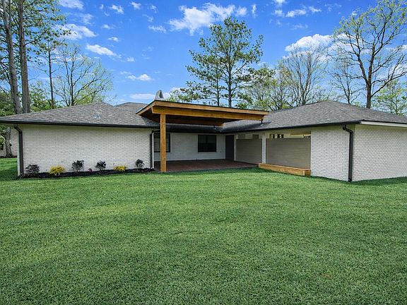 3rd image of 3002 Raphael Dr