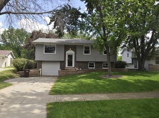 2106 Digby Dr, New Lenox, IL 60451