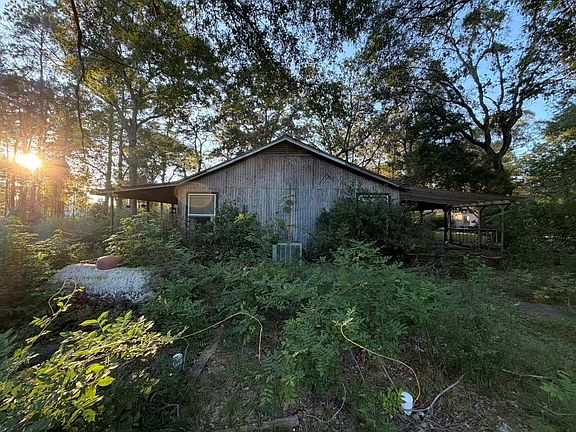 5th image of 2765 Miller Rd