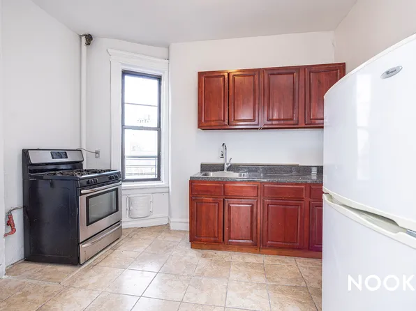 267 Clifton Place image 9 of 13