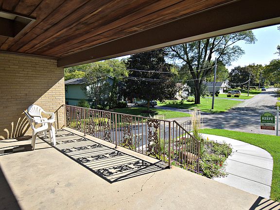 5th image of 435 Laurel Ave
