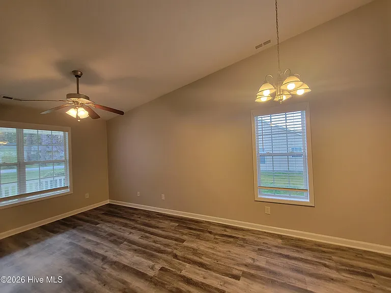 413 Belgrade Swansboro Rd #A — Photo 2