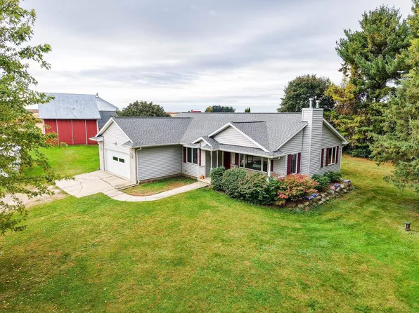 983 York Center Road, Marshall, WI 53559