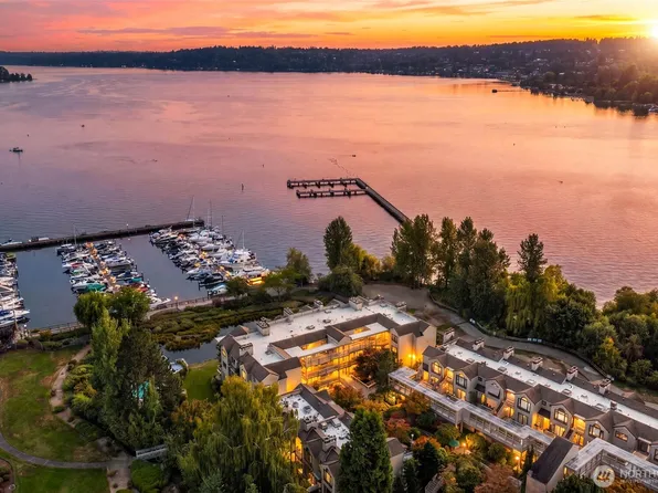 6121 NE 175th Street #C201, Kenmore, WA 98028