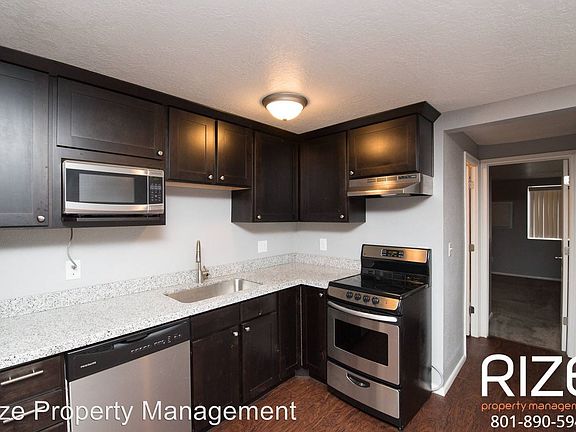 2nd image of 720 N Wall St APT 12