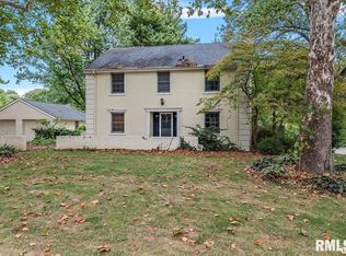 2001 Huntleigh Rd, Leland Grove, IL 62704