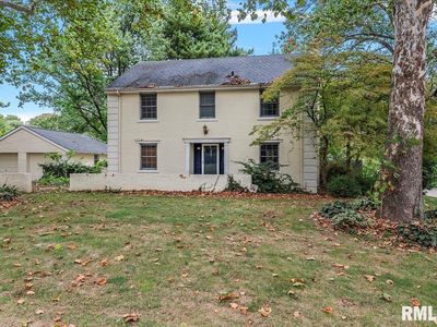 2001 Huntleigh Rd, Leland Grove, IL, 62704