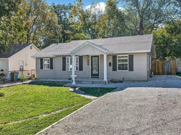 2800 W Washita Street, Springfield, MO 65807