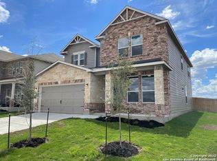 3917 Woodside Dr, Seguin, TX 78155