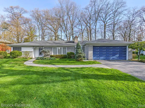 370 Kendry, Bloomfield Hills, MI 48302
