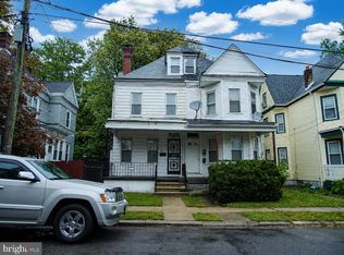 17 Cumberland Ave, Trenton, NJ 08618