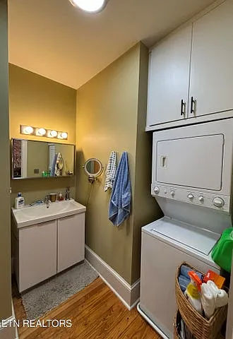 505 Union Ave #202 — Photo 8