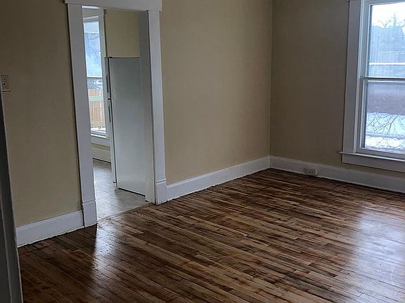 3rd image of 1317 24th St #3