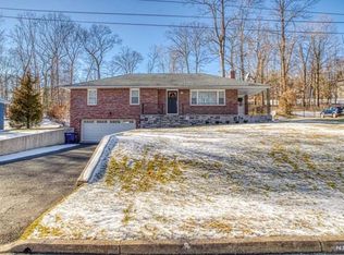 133 Mac Donald Dr, Wayne, NJ 07470