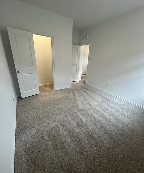 1129 Flameleaf Dr — Photo 21