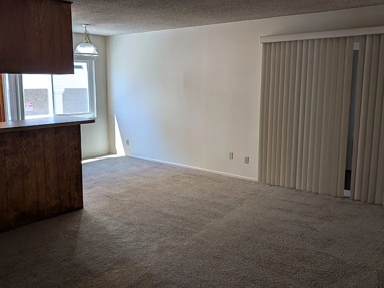 Providencia Apts — Photo 16