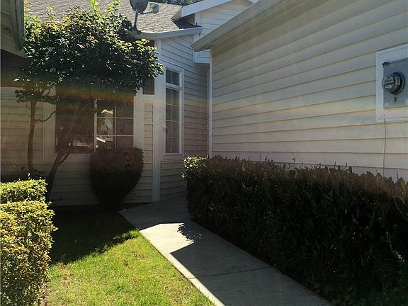 3rd image of 11588 Foothills Pl NW
