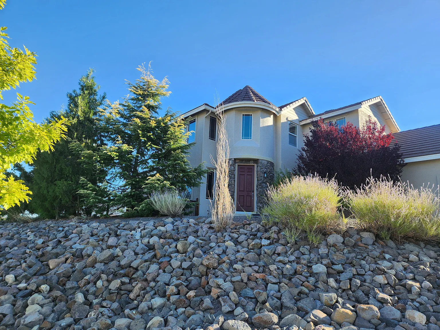 4 bed, 3038 sqft, $3,495 — Photo 1