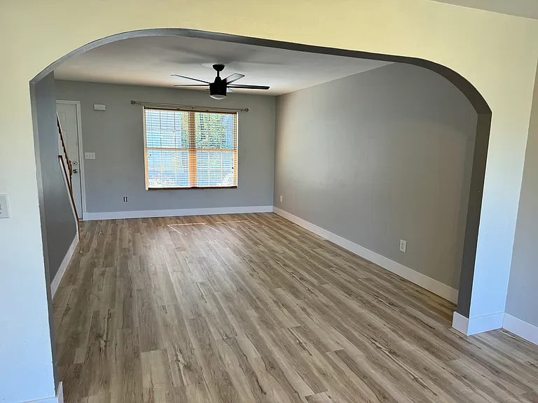 1309 Baron Ct — Photo 3