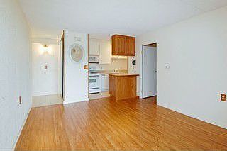Kitchen / Living Room