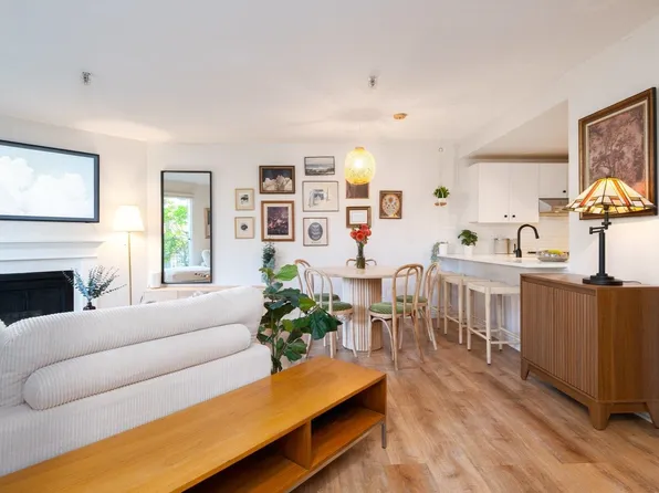 2020 W 8th Ave #112, Vancouver, BC V6J 1W5
