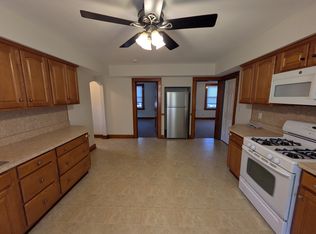 73 Root Ave #2, Ansonia, CT 06401