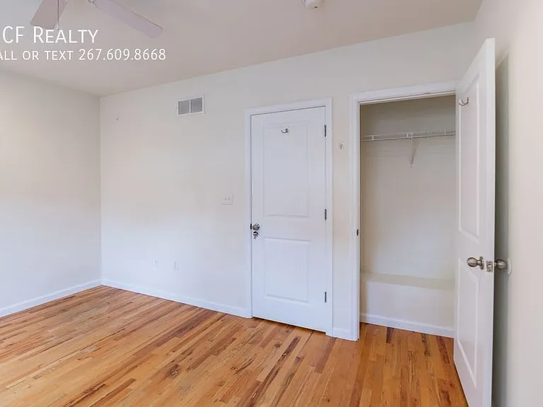 330 N Preston St #UPPER LEVEL — Photo 19