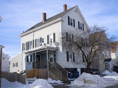 15 Swampscott Ave, Peabody, MA, 01960