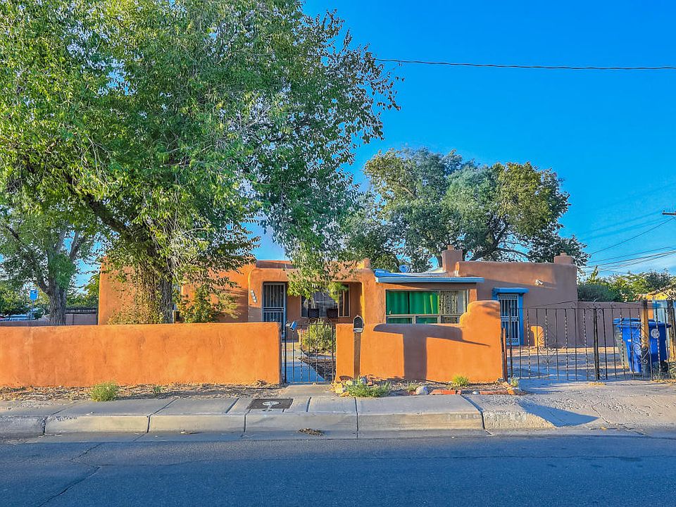 1st image of 1019 Palo Duro Ave NW