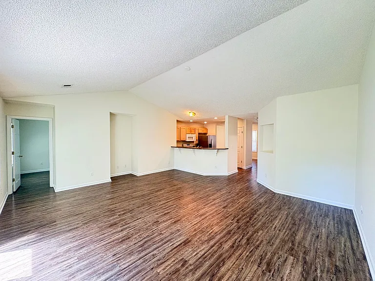 10 Broadland Cir — Photo 9