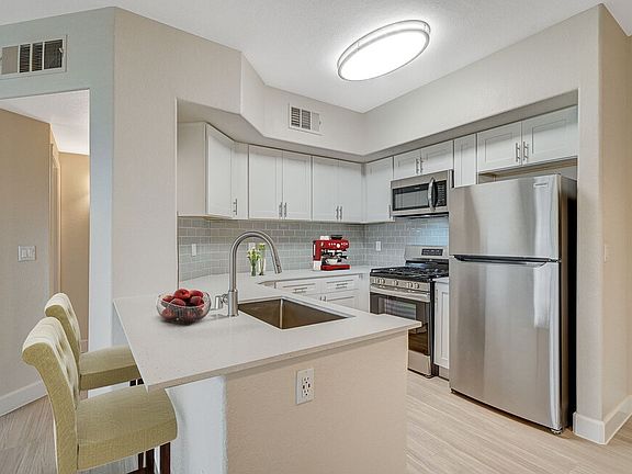 2nd image of 650 S Town Center Dr #1024