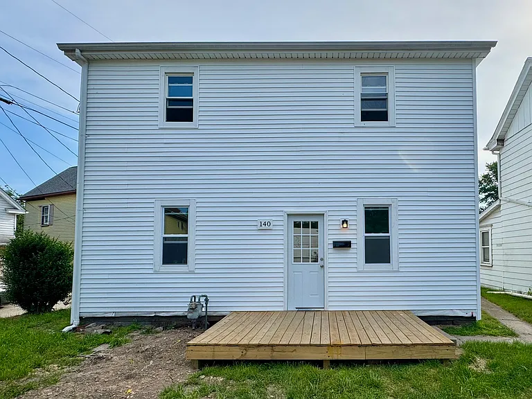 140 Grove Ave — Photo 26