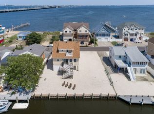 96 Bay Shore Dr, Toms River, NJ 08753